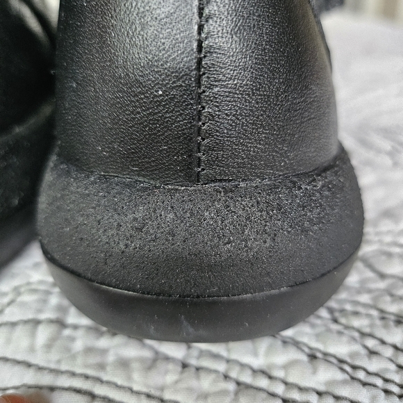 EUC Nike Roshe 2 Hi Flyknit Slouch Leather Boots W Sz 7 All Black Gray - Picture 12 of 16